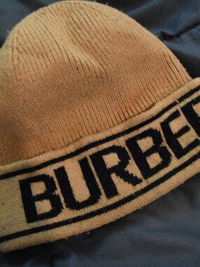Burberry | Accessories | Burberry Unisex Cashmere Wool  display picture 1